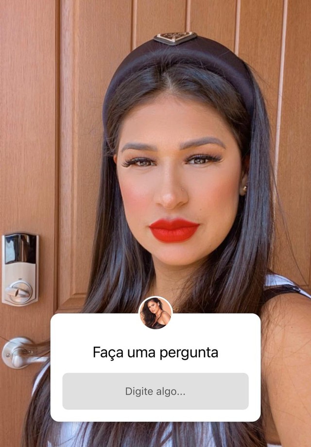 Simone Mendes rebate internauta que chamou sua boca de feia (Foto: Reprodução/Instagram)