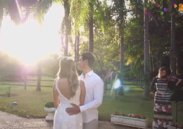 Bárbara Evans e Gustavo Theodoro  se casam no civil durante a quarentena (Foto: Reprodução/Instagram)