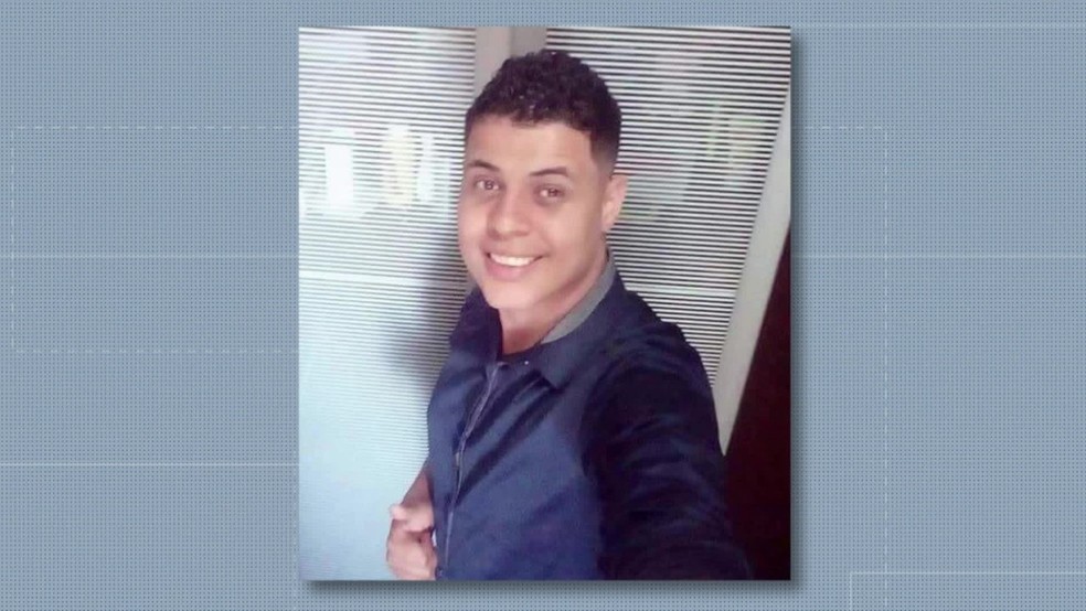 Ademir morreu durante assalto a ônibus protegendo filha e esposa (Foto: Reprodução/ Redes sociais)