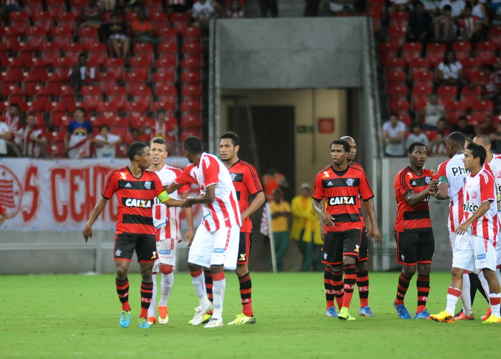 Em 2013, Náutico foi rebaixado para a Série B com apenas 20 pontos — Foto: Aldo Carneiro / Pernambuco Press