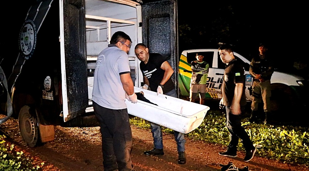 Pai e filho foram mortos em Bom Princípio do Piauí.  — Foto: Kairo Amaral/TV Clube