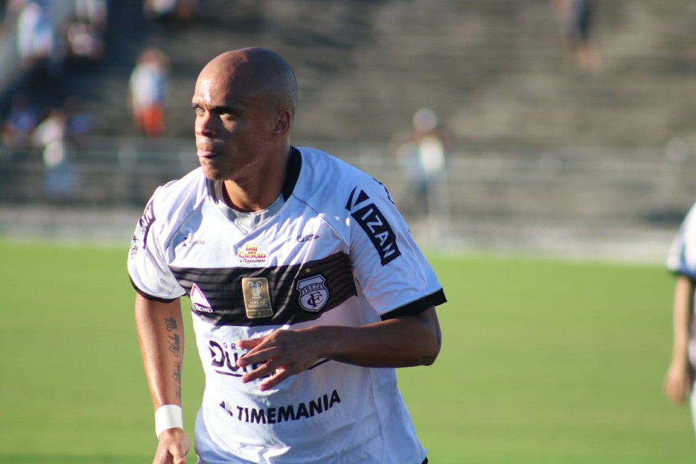 Ítalo vai reforçar o sistema defensivo do Carneiro na reta final da Segundona — Foto: Ramon Smith / Treze