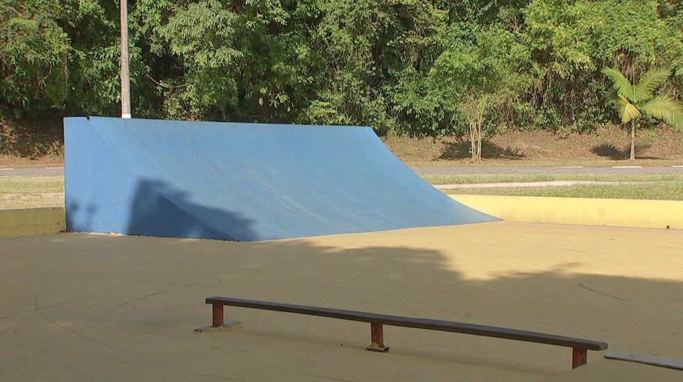Crime teria ocorrido em pista de skate em Guapiara (SP) — Foto: Reprodução/TV TEM