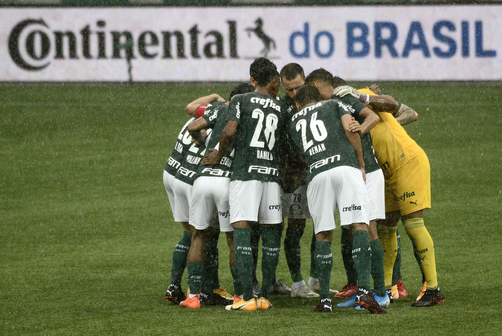 Palmeiras apresenta ideias de Abel Ferreira e ignora desfalques para se impor