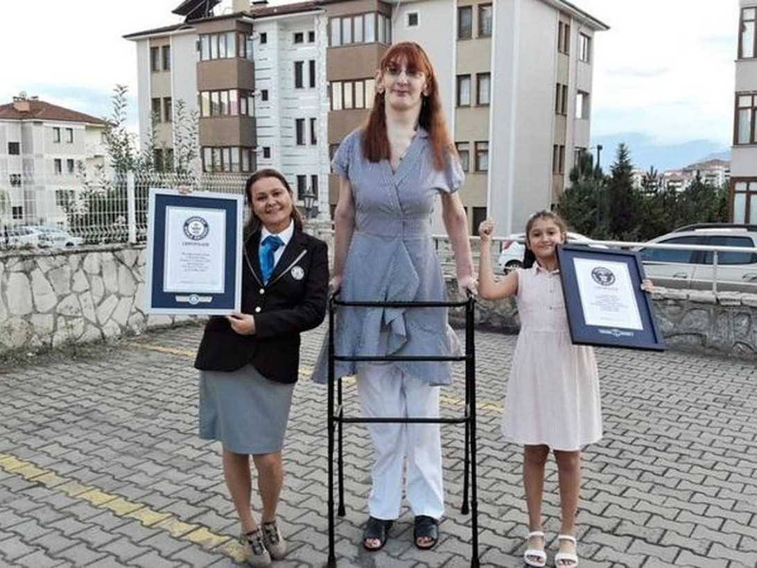 Rumeysa Gelgi (Foto: Divulgação/Guinness World Records)