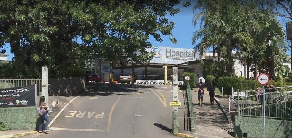 Jovem está internada no Hospital São Francisco em Bragança Paulista — Foto: Reprodução/ TV Vanguarda