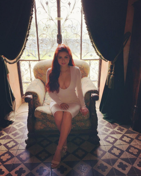 A atriz Ariel Winter em foto compartilhada no Instagram (Foto: Instagram)