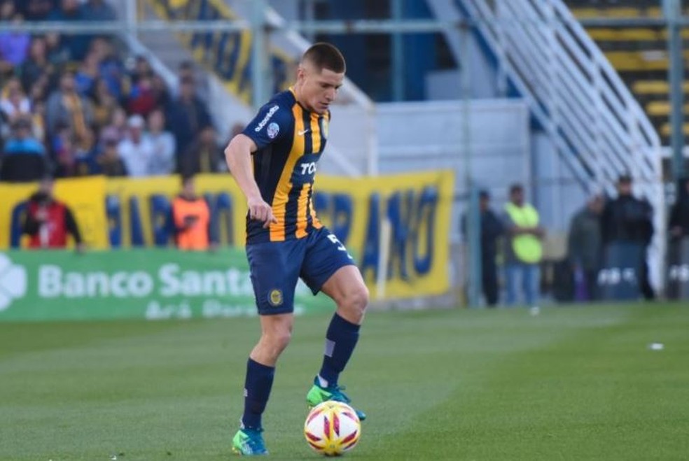 Leonardo Gil viveu o melhor momento da carreira no Rosario Central � Foto: Site oficial Rosario Central
