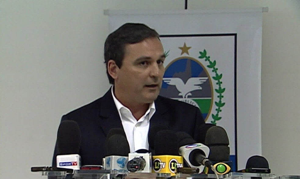 Régis Fichtner, ex-chefe da Casa Civil do governo Cabral, é um dos alvos da Lava Jato no Rio nesta quinta (23). (Foto: Reprodução/ TV Globo)