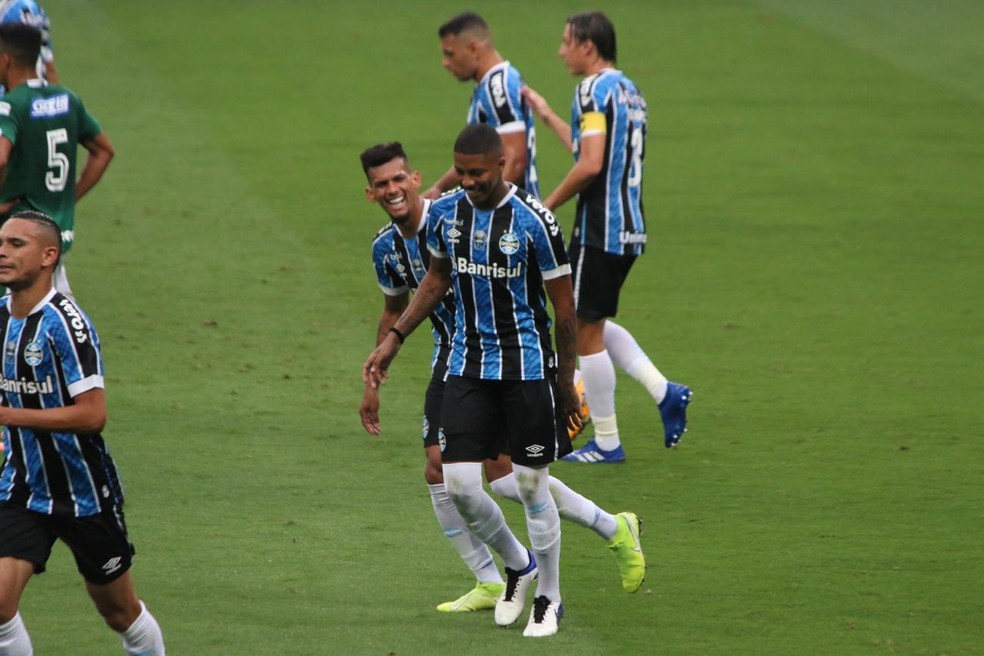 Maurício Saraiva: Jean Pyerre está impossível