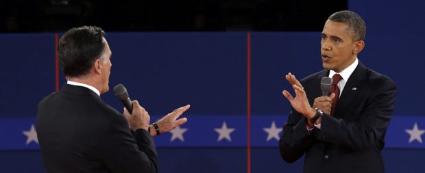 O republicano Mitt Romney e o democrata Barack Obama discutem sobre a questão energética no debate desta terça-feira (16) (Foto: AP)
