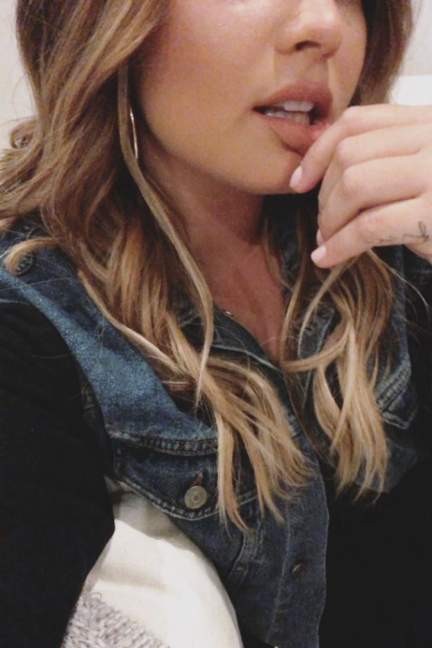 Loira? Demi Lovato intriga fãs com nova cor de cabelo (Foto: Reprodução/Instagram)