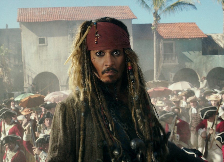 Johnny Depp é o capitão Jack Sparrow na franquia Os Piratas do Caribe