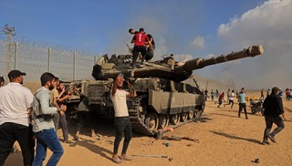 Israel diz ter retomado controle de territórios e anuncia bloqueio a Gaza: 'sem eletricidade, comida e combustível' 