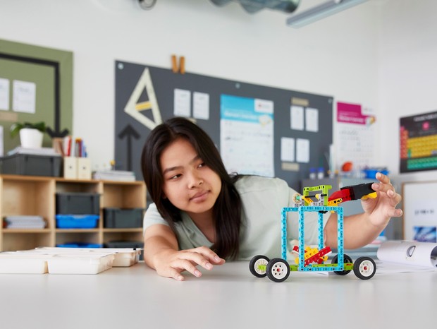 O segundo kit lançado pela Lego Education é o BricQ Motion Prime, voltado para estudantes do ensino fundamental II (Foto: Divulgação)