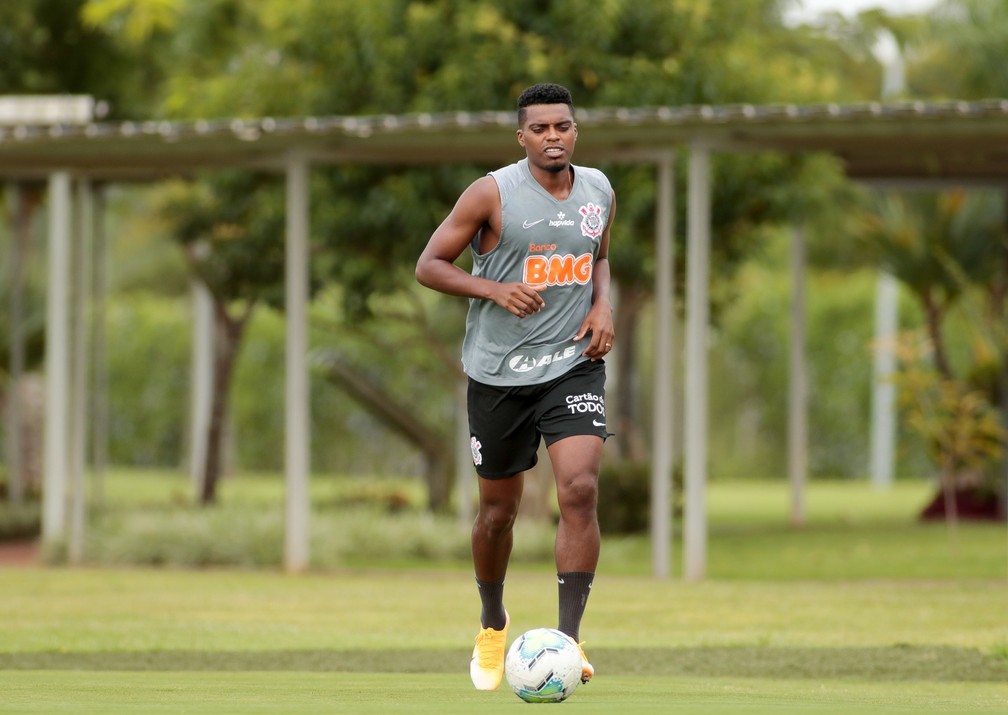 Atlético-MG consulta condições e valores de Jemerson, zagueiro titular do Corinthians