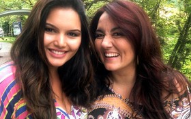 Miss Brasil Plus Size, Cléo Fernandes, visita Renata Celidônio durante gravação