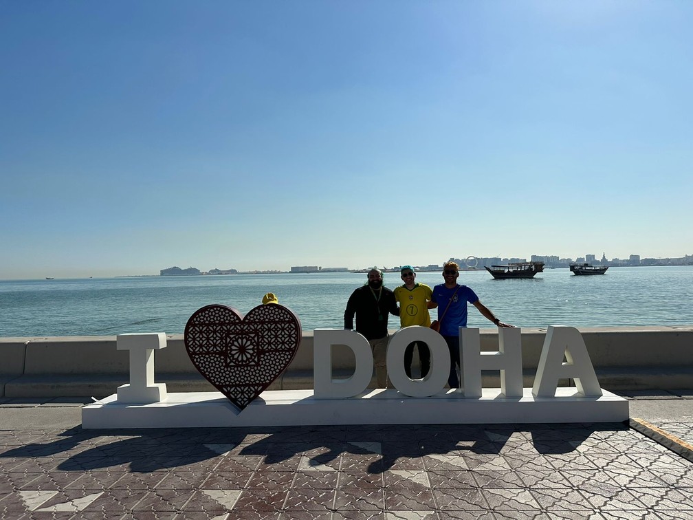 Brasileiros em Doha para assistir aos jogos do Brasil na Copa — Foto: Arquivo pessoal