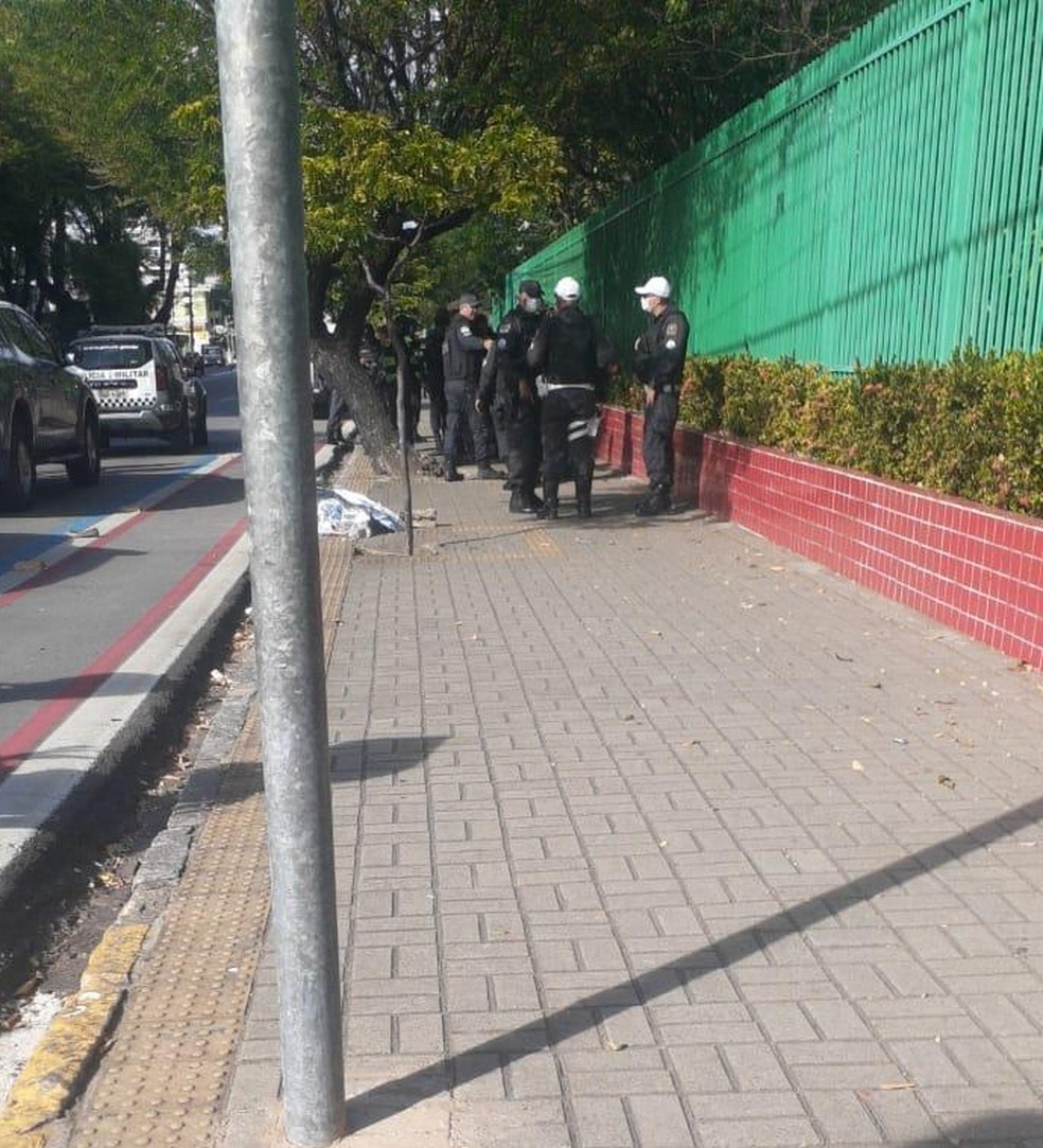 Acidente aconteceu na tarde desta quinta-feira (6) na Avenida Salgado Filho &mdash; Foto: Divulga&ccedil;&atilde;o