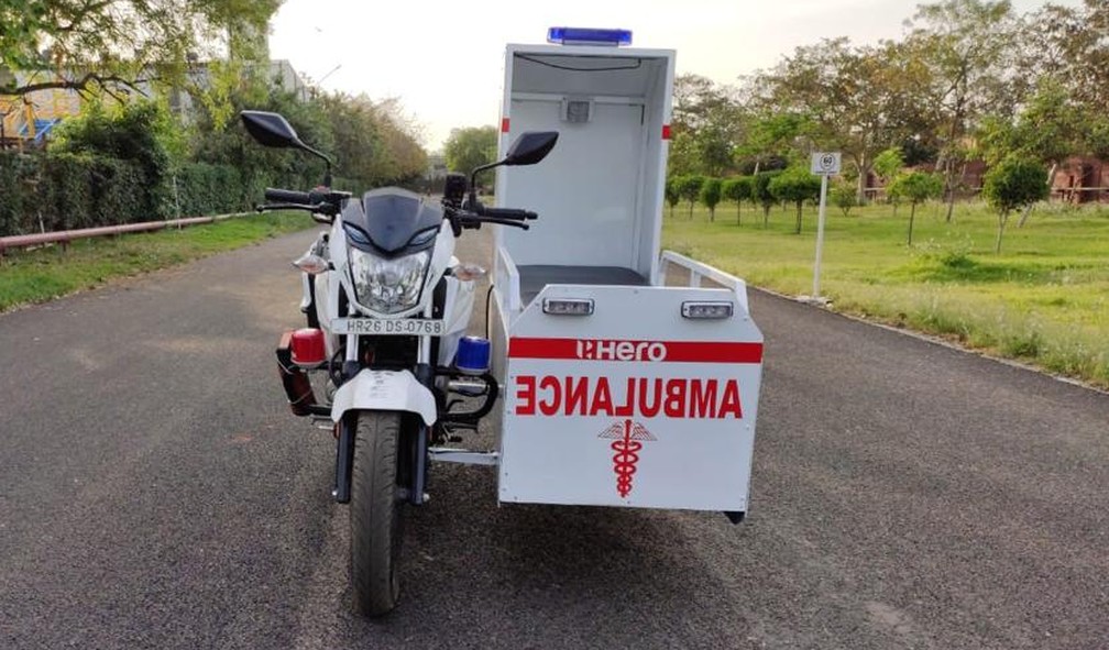 'Motolância' criada para ajudar pacientes durante a pandemia de coronavírus — Foto: Hero/Divulgação