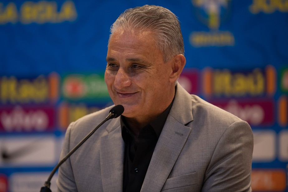 Tite explica novidades na seleção brasileira e cita Gabigol: 