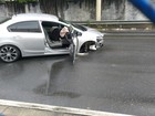 Suspeitos em fuga batem carro após perseguição policial em São José, SP