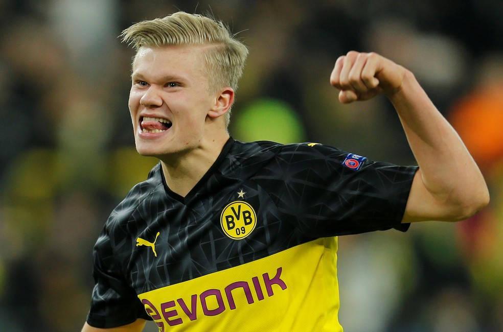 Haaland tem média de um gol a cada 58 minutos na temporada por Salzburg e Dortmund — Foto: Leon Kuegeler/Reuters