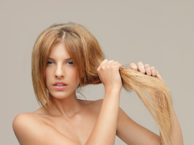 Descubra como os alimentos podem interferir no crescimento de seus cabelos (Foto: Thinkstock)