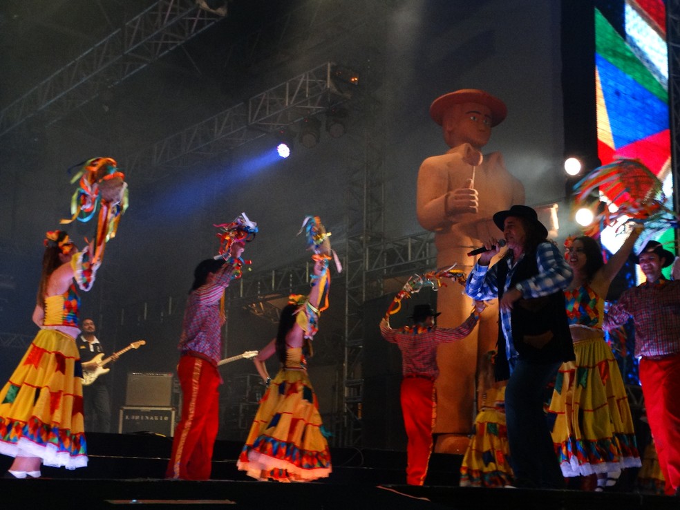 Israel Filho vai se apresentar nos festejos de São João de Olinda (Foto: Paula Cavalcante/G1)