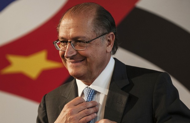 O governador de São Paulo, Geraldo Alckmin, em cerimônia no Palácio dos Bandeirantes (Foto: Divulgação)