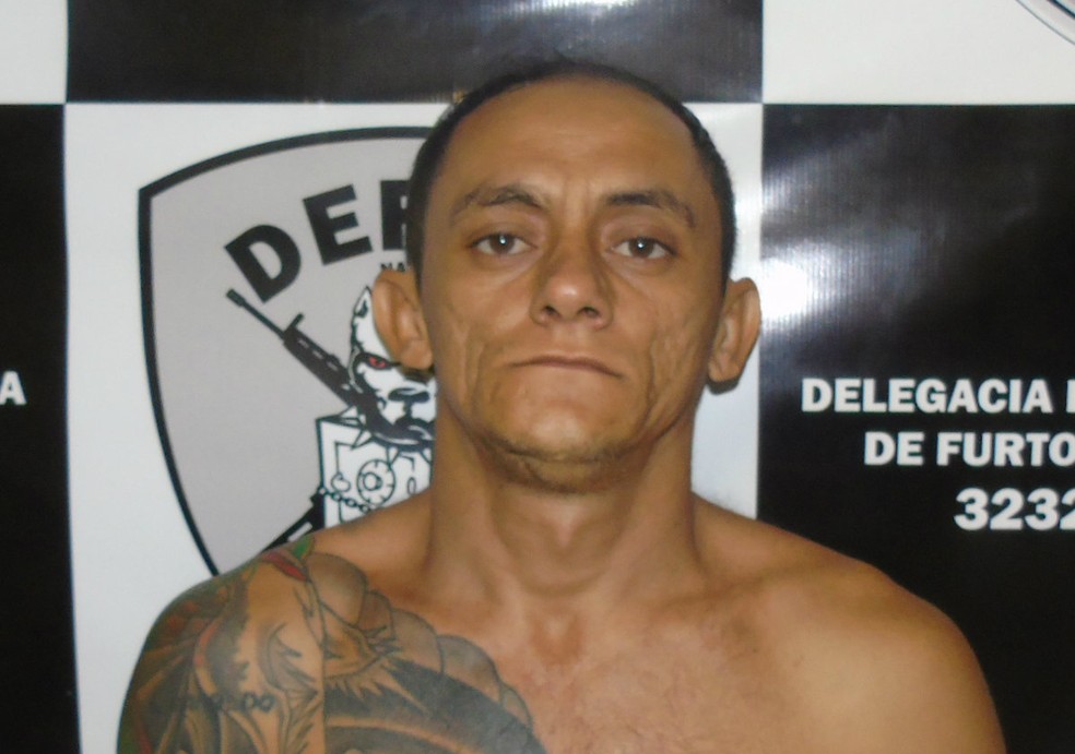Rivanildo Pereira de Medeiros, o Rambo, foi preso em kitnet do bairro Ponta Negra, na Zona Sul de Natal (Foto: Divulgação/ Polícia Civil)