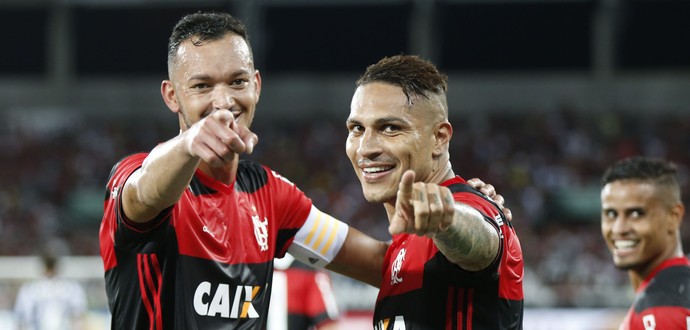 Ricardo Rocha vê sangue nos olhos  a favor do Flamengo na briga por taça