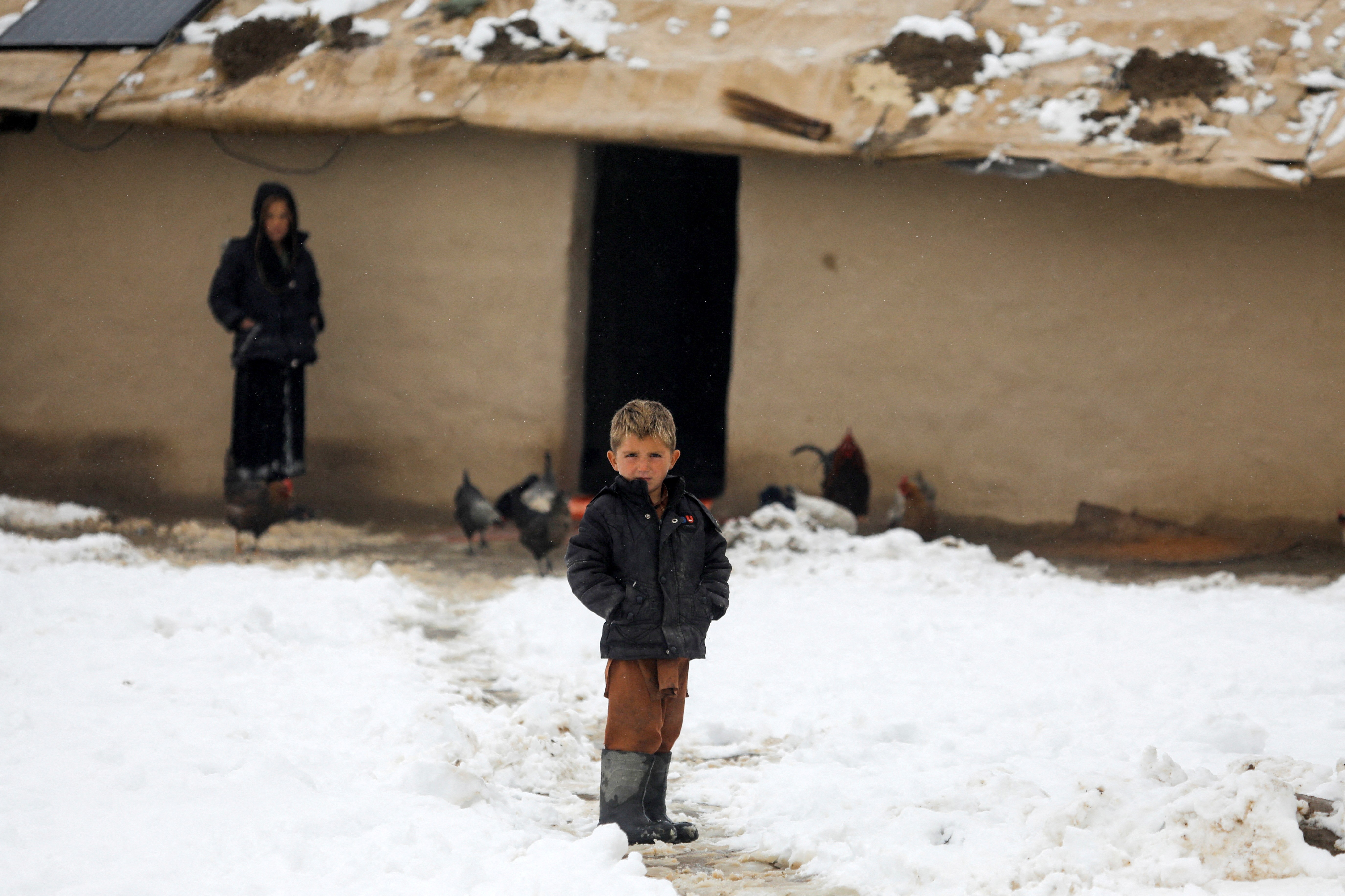 Número de mortos por onda de frio no Afeganistão sobe para 166