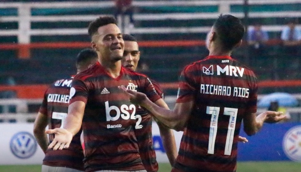 Rodrigo Muniz comemora gol contra Nacional — Foto: divulgação Conmebol