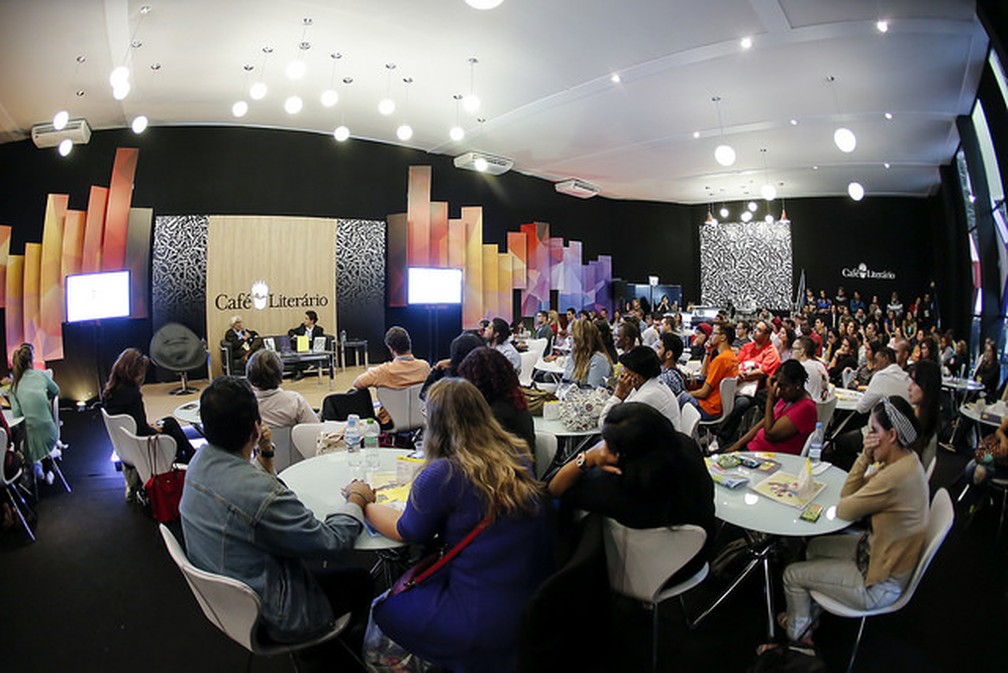 O Café Literário é uma das principais áreas da Bienal. (Foto: Divulgação)