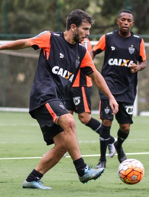 Leandro Donizete; Robinho; Atlético-MG (Foto: Bruno Cantini/CAM)