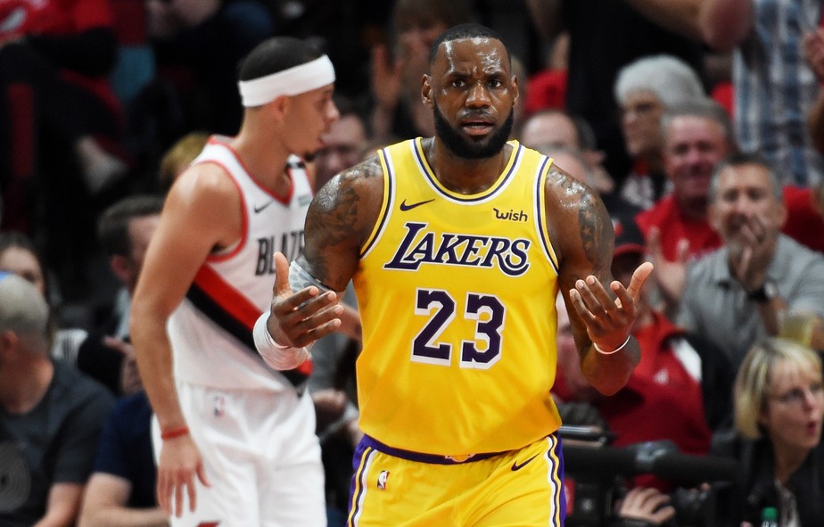LeBron James ultrapassa Dirk Nowitzki e se torna o maior cestinha em atividade na NBA
