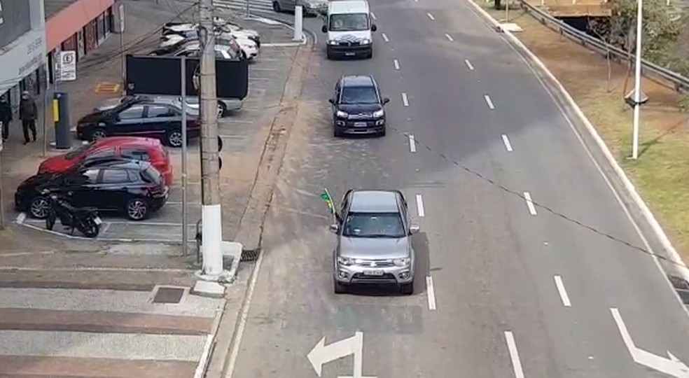 Carreata a favor do voto impresso em Jundiaí — Foto: Wellington Silva/TV TEM