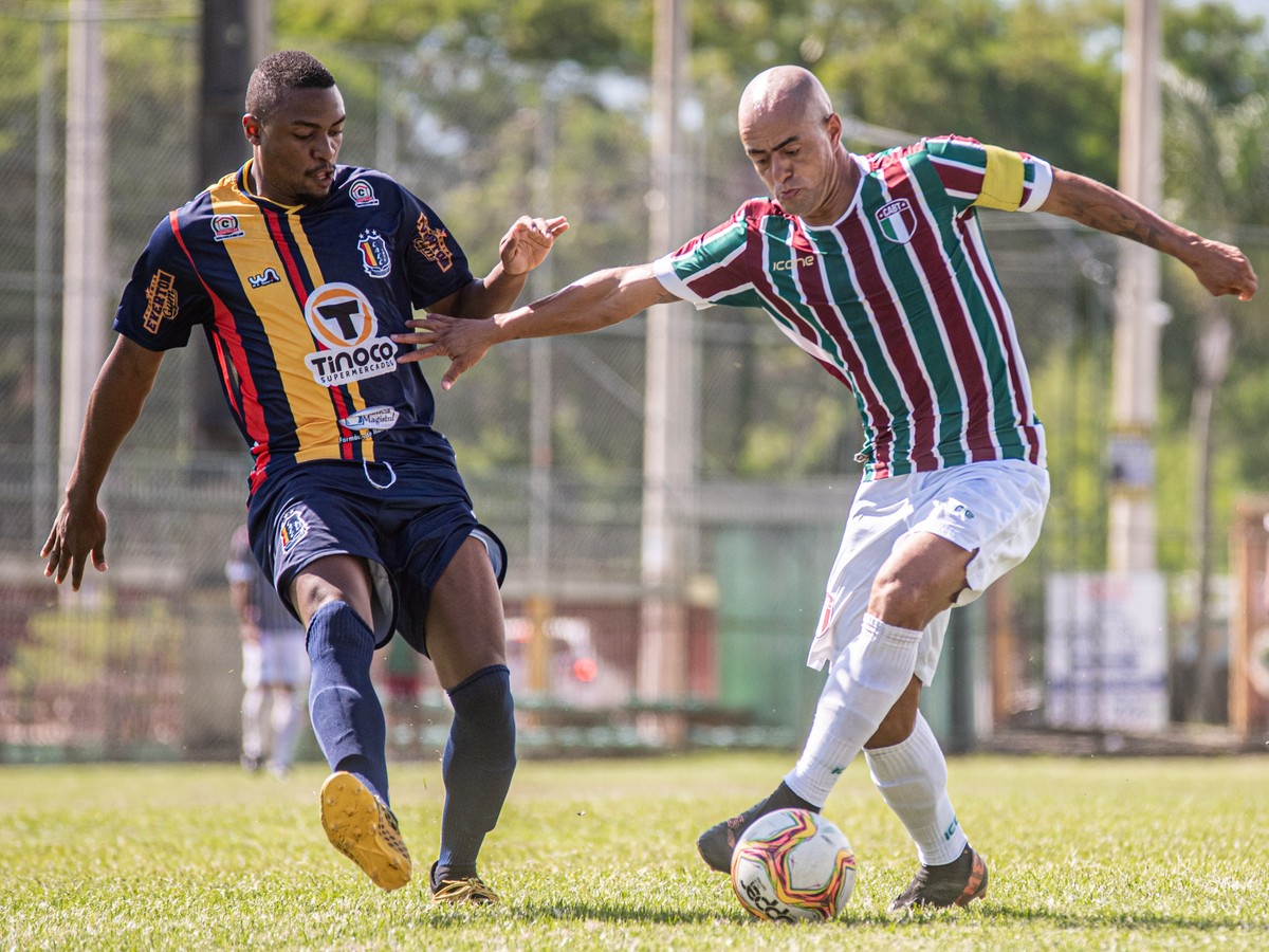 Da Liga dos Campeões para a B2. O quarentão artilheiro ...