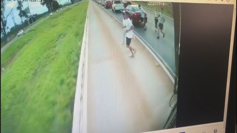 Video Imagens Mostram Atropelamento Que Matou Militar De 19 Anos No Brt No Df Distrito Federal G1