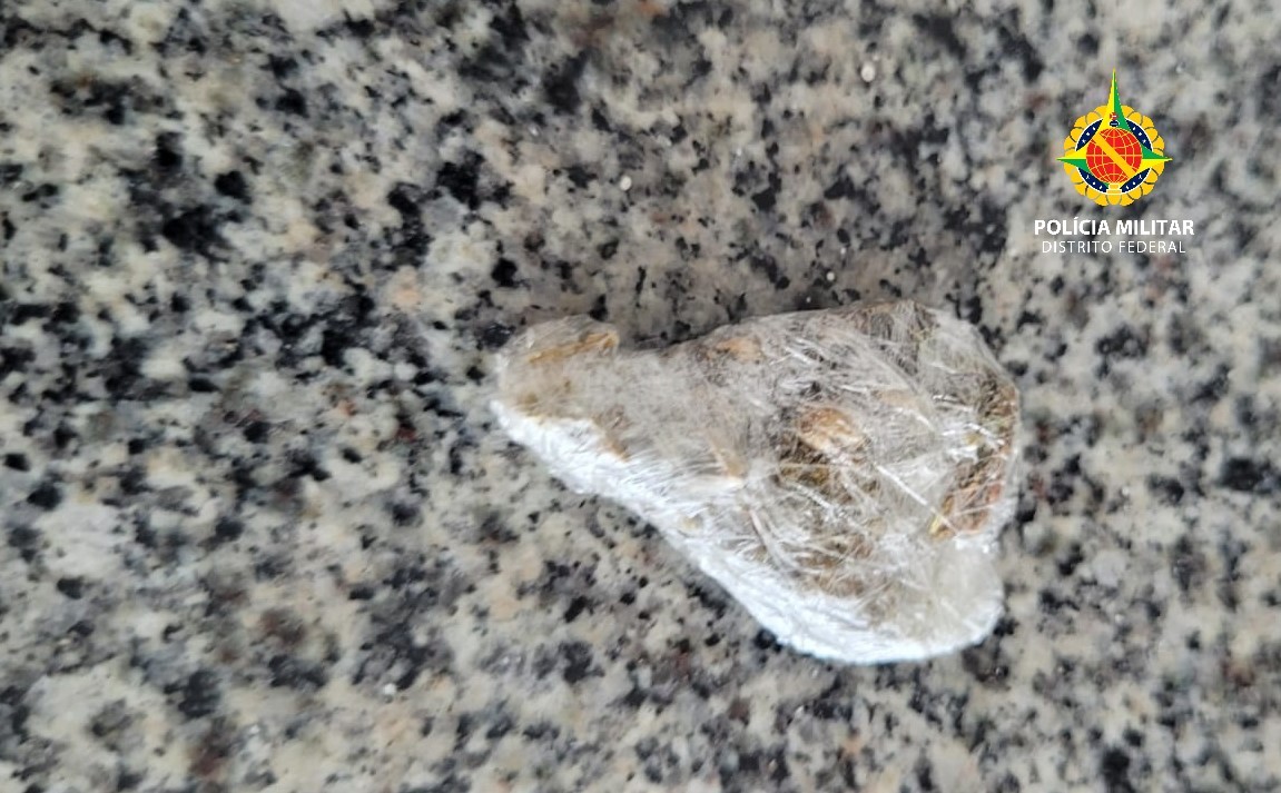 VÍDEO: aluno é esfaqueado após briga em escola pública do DF e vai para o hospital, em estado grave