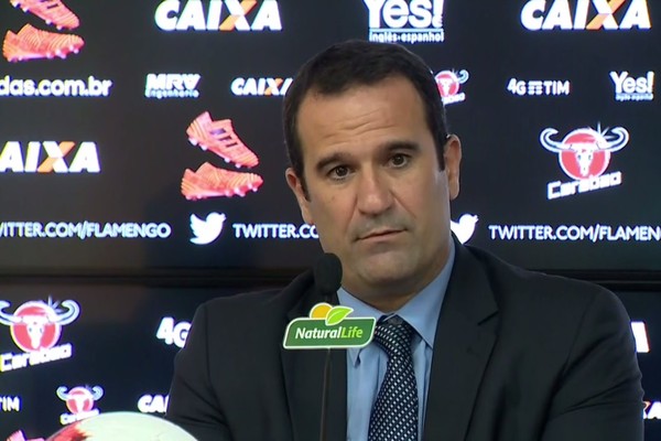 Conversas, análise e força: Lomba explica primeiros passos como dirigente do Fla