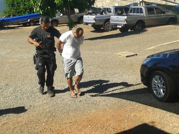 Duas pessoas são presas em Araguaína (Foto: Lucas Ferreira/TV Anhanguera)