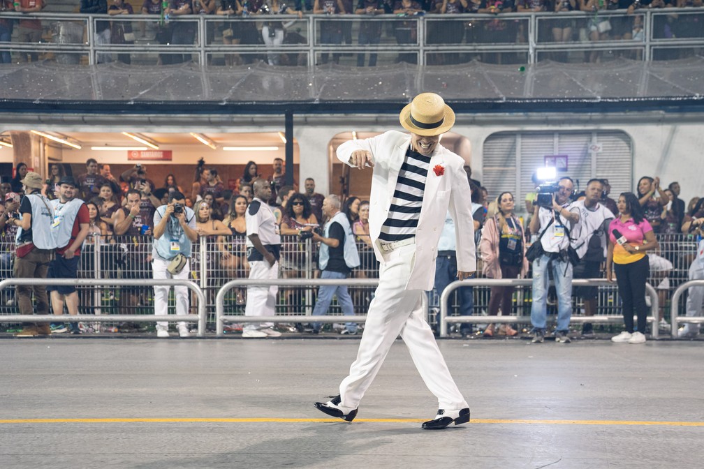 Carlinhos de Jesus sobre a primeira vez no carnaval de São Paulo: 'Foi muito divertido. É o carnaval da alegria, da resiliência, do retorno' — Foto: Marcelo Brandt/g1