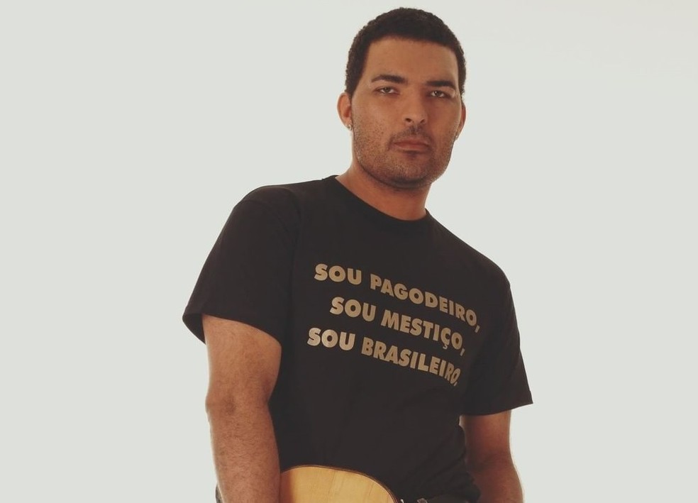 O cantor e compositor Leandro Lehart, do grupo Art Popular.  — Foto: Reprodução/Instagram/Acervo pessoal