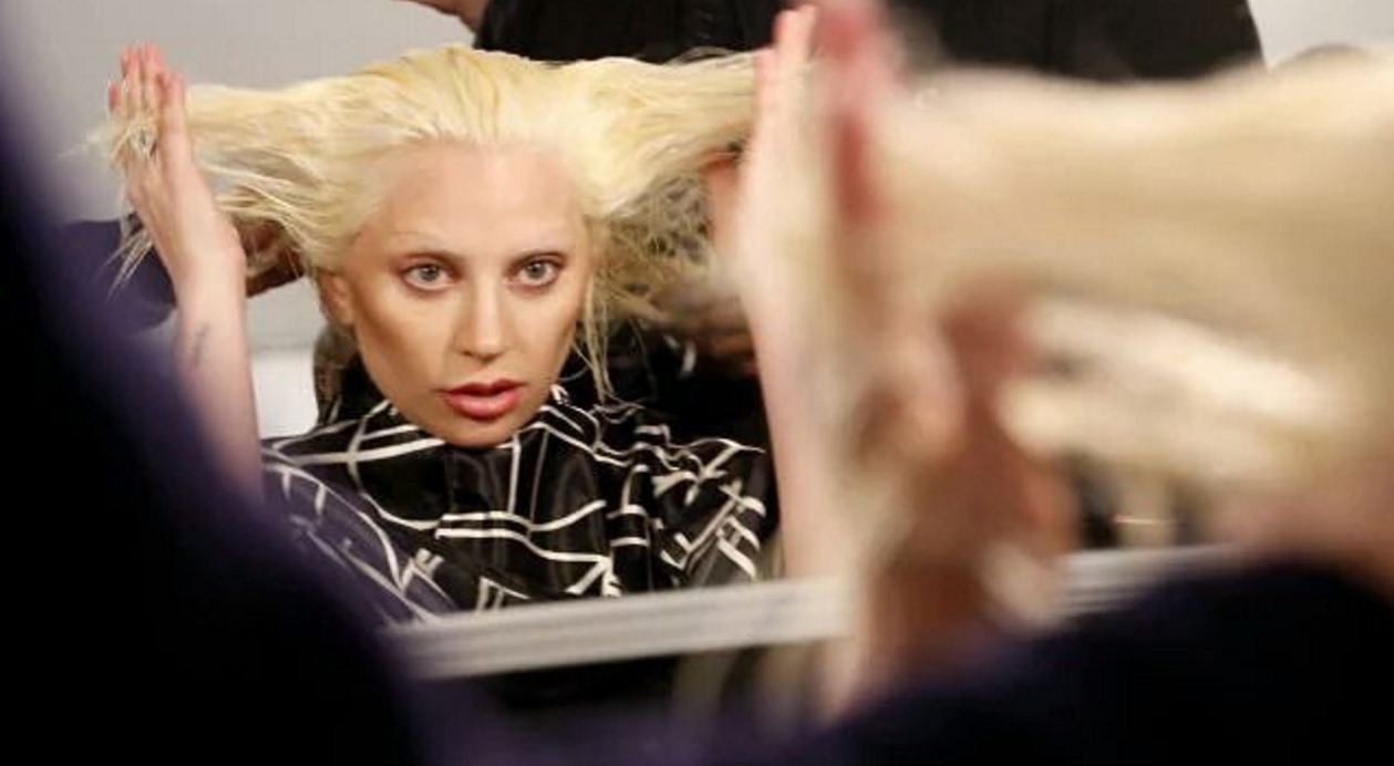 Lady Gaga no backstage de Marc Jacobs (Foto: Reprodução/Instagram)