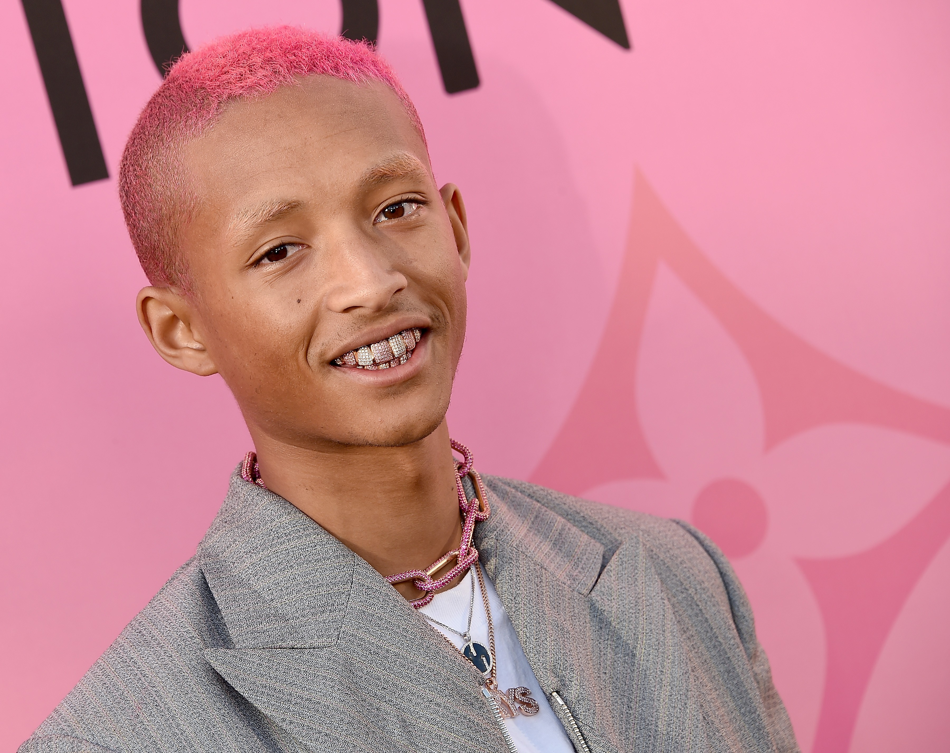 Jaden Smith tem perda drástica de peso e pais procuram ajuda