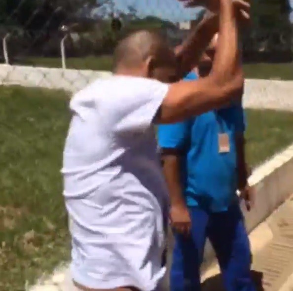 Emerson Sheik publica vídeo dançando para comemorar a vitória do Flamengo