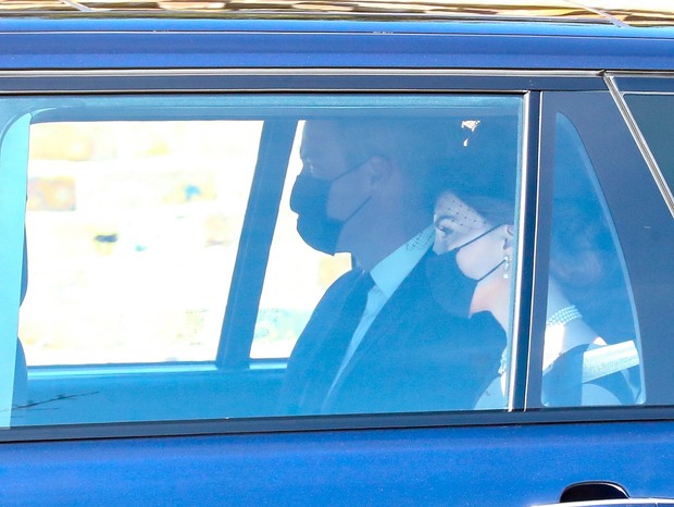 Príncipe William e Kate Middleton chegam para funeral de príncipe Philip (Foto: Getty Images)