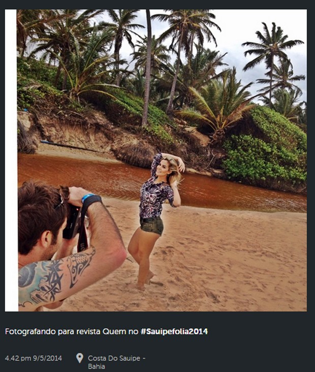 Robertha Portella postou foto sendo fotografada pela QUEM  (Foto: Reprodução/Instagram)